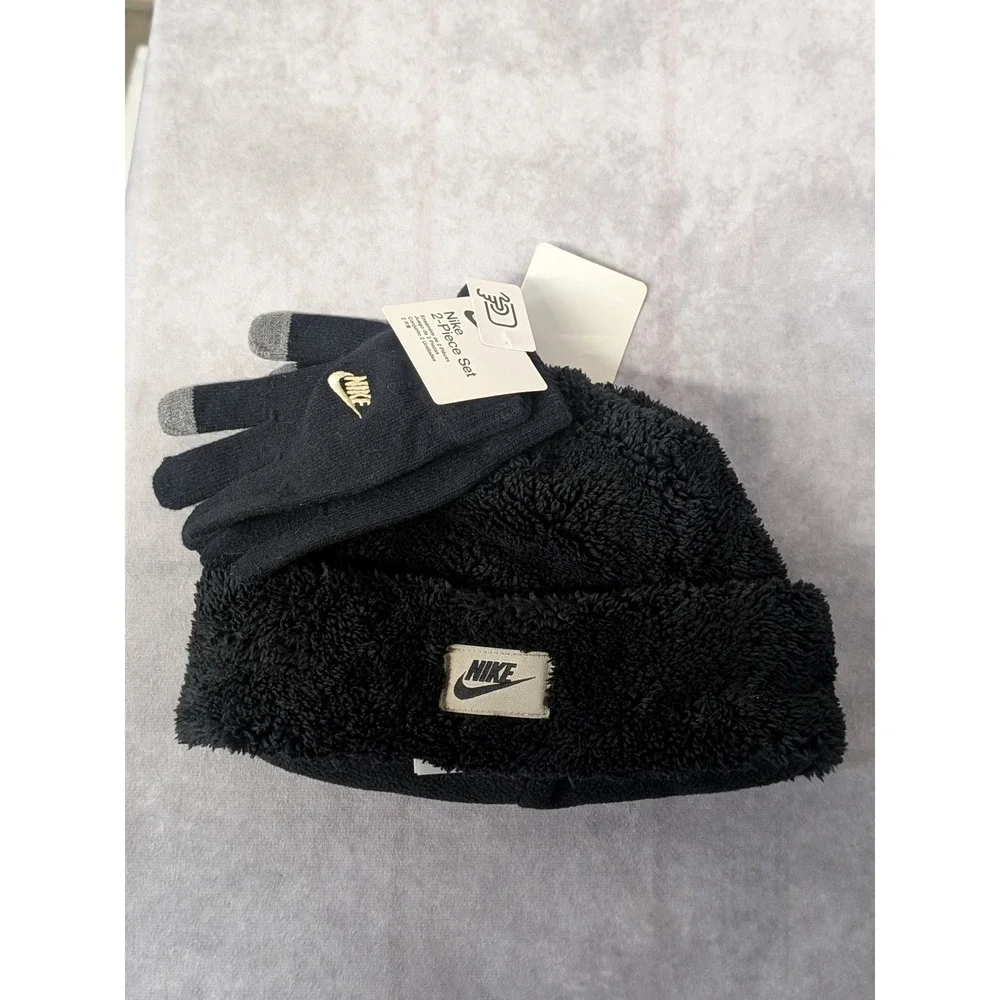 Nike Kids 2-Piece Polyester Glove & Beanie Set Black size 8/20‎